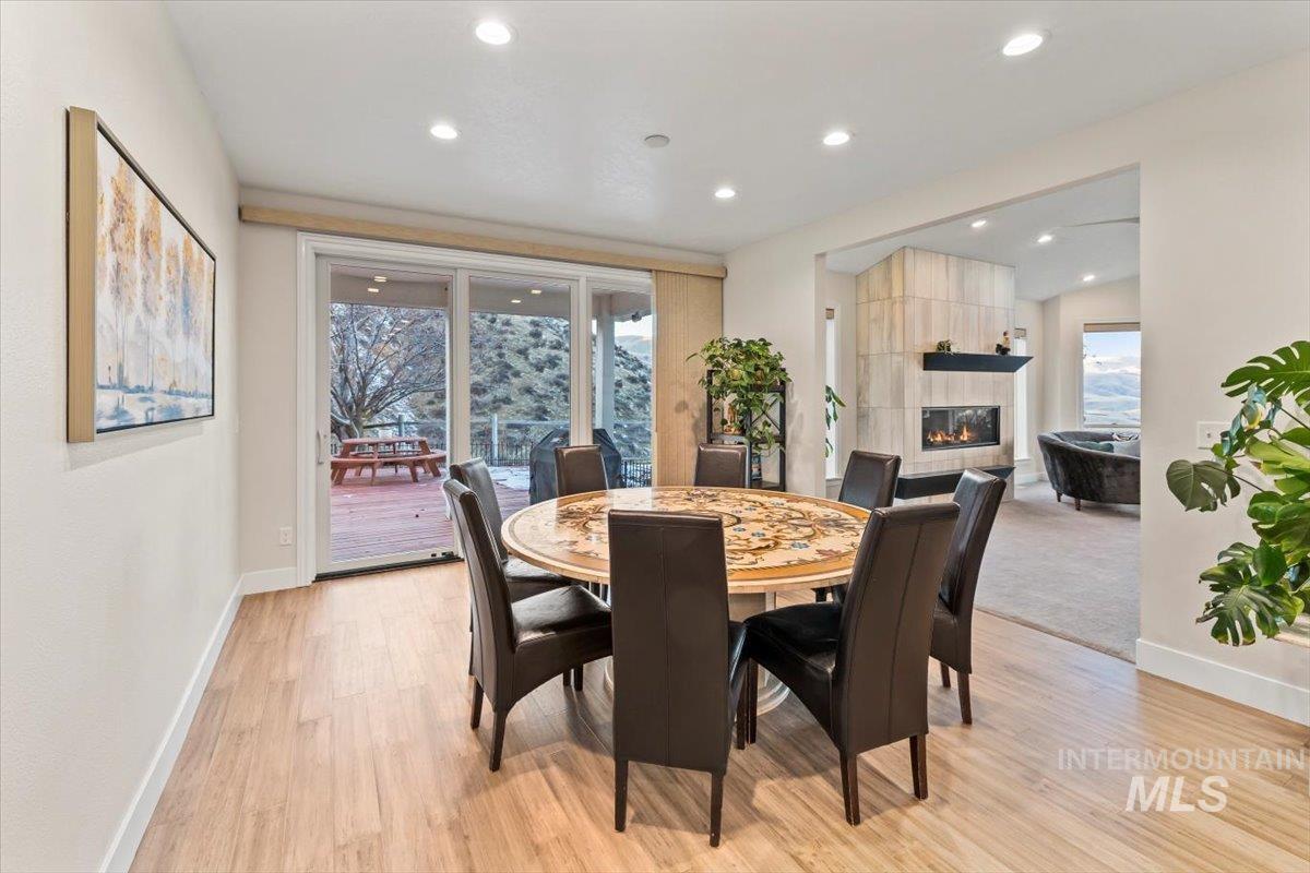 7 Spring Creek Rd
