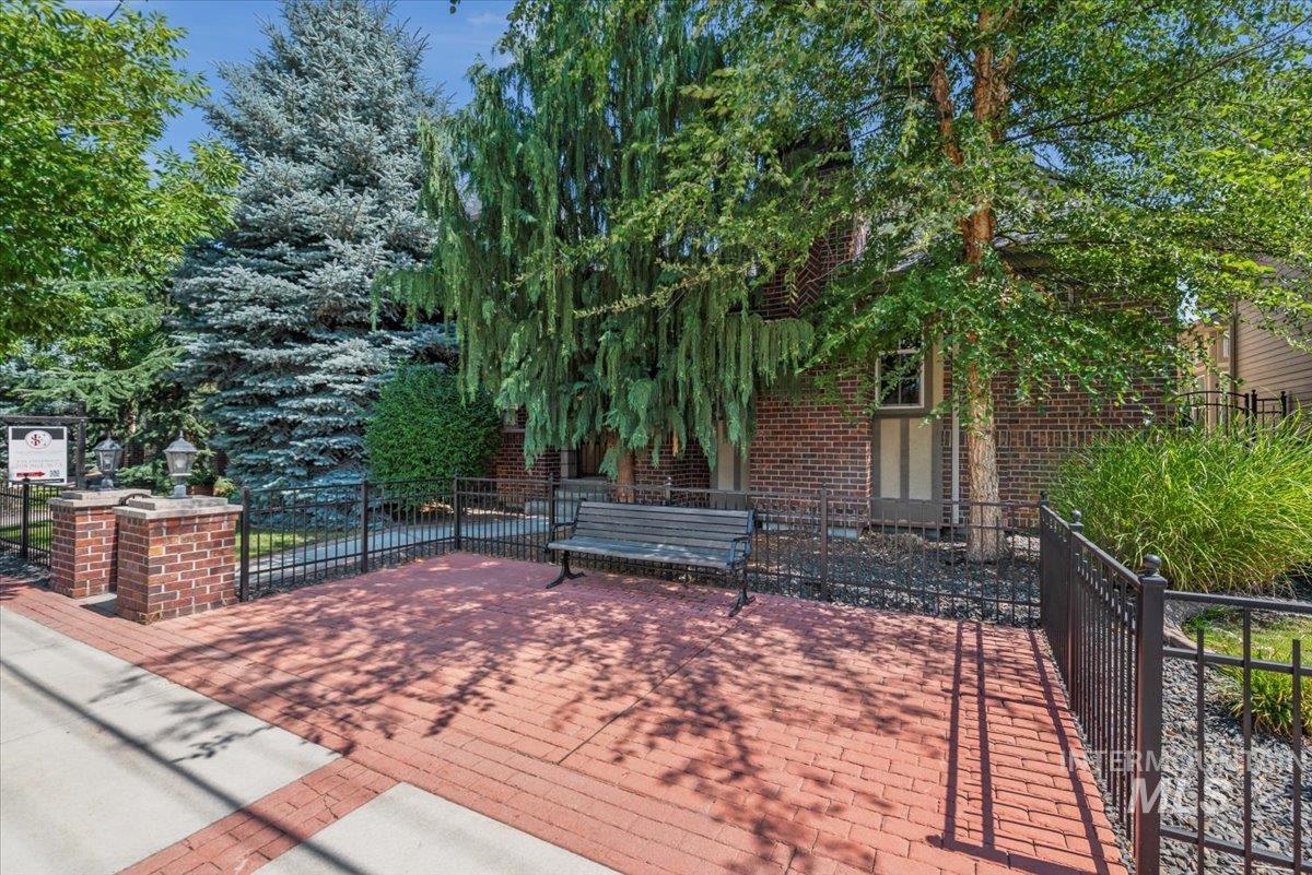 164 S 2nd St.