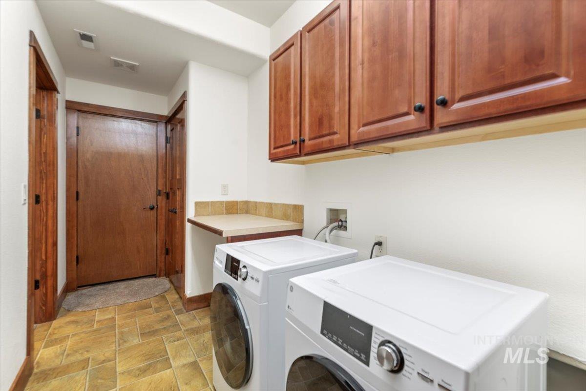 164 S 2nd St.
