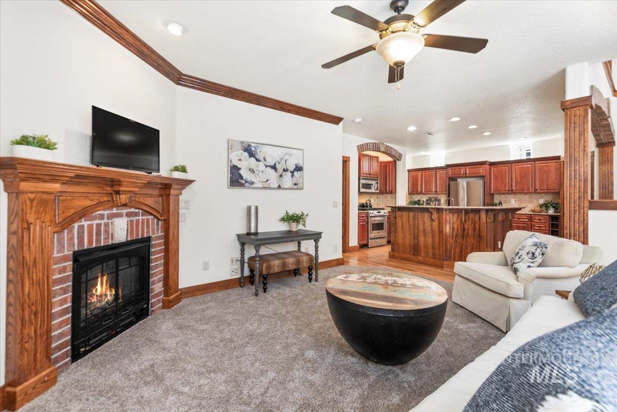 164 S 2nd St.