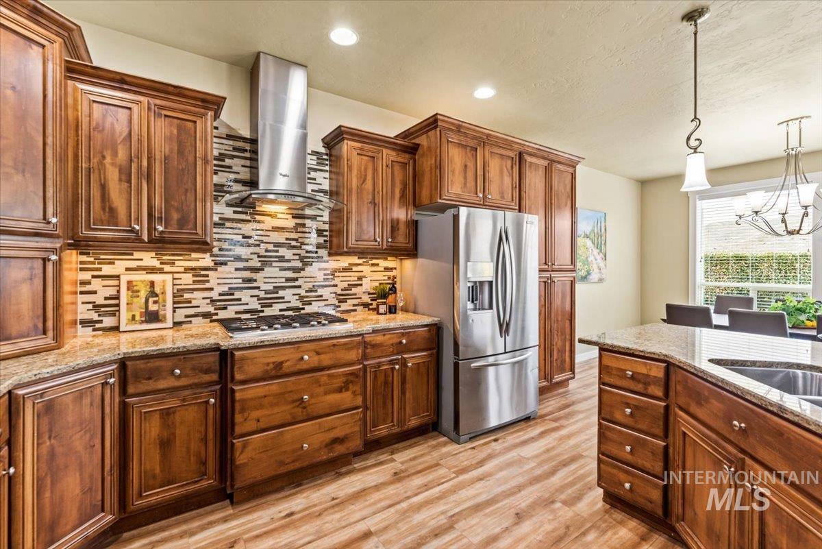 5228 W Parkridge Dr