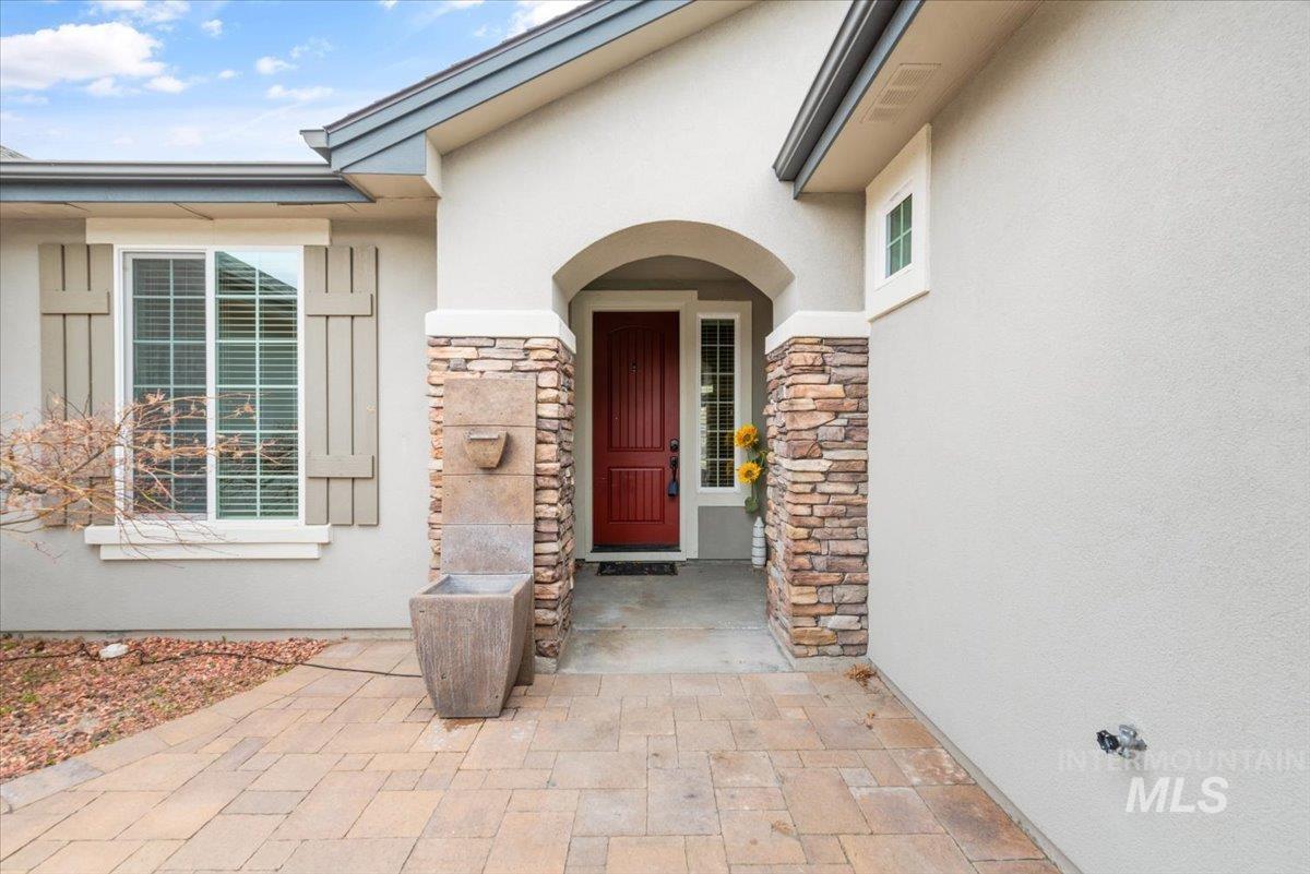 5228 W Parkridge Dr
