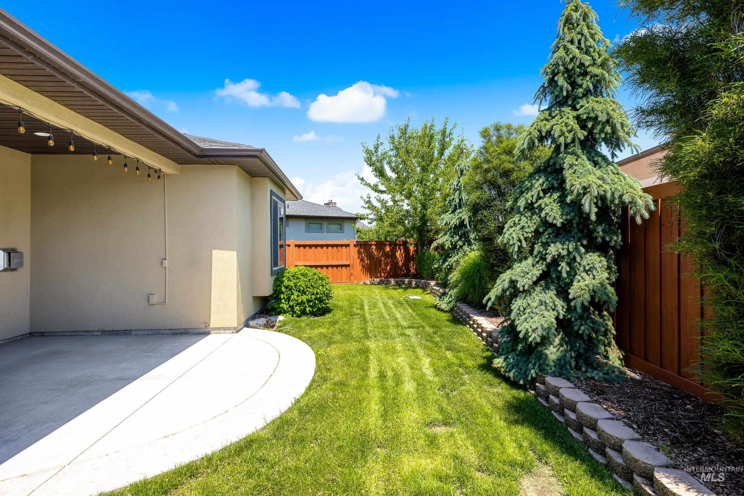 168 S Tresa Ave