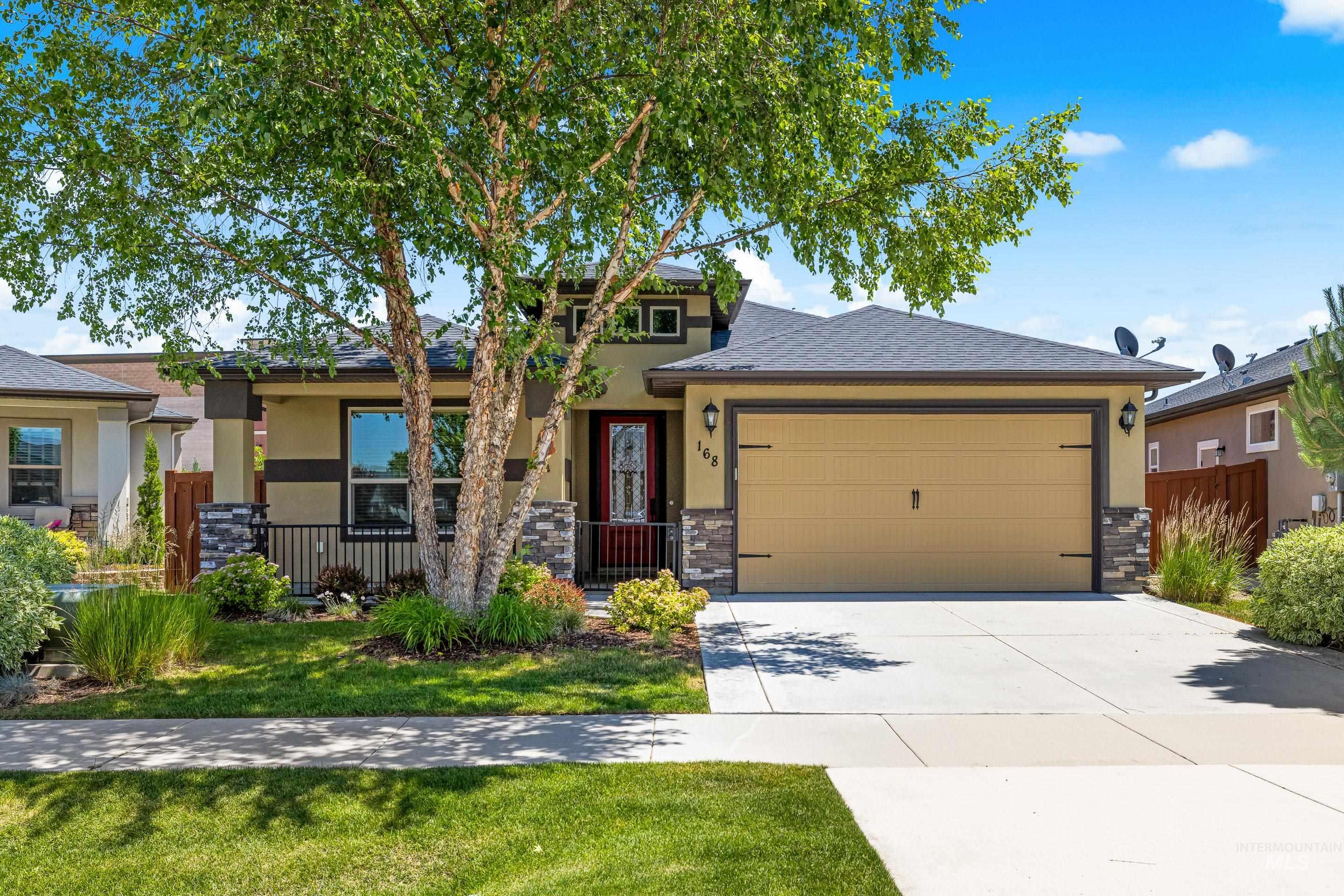 168 S Tresa Ave