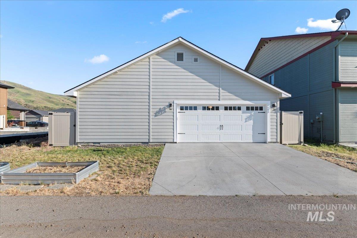 142 Dovetail Dr