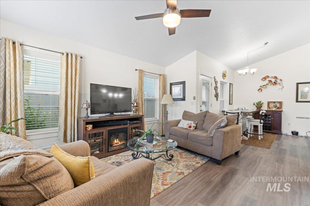 142 Dovetail Dr