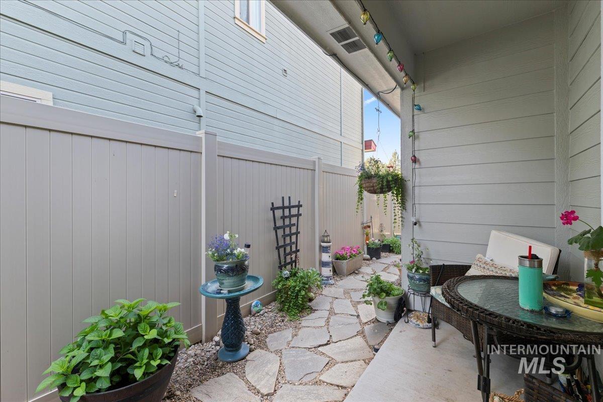 142 Dovetail Dr