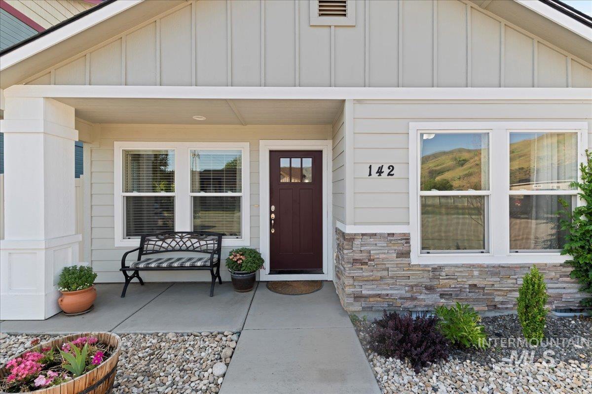 142 Dovetail Dr