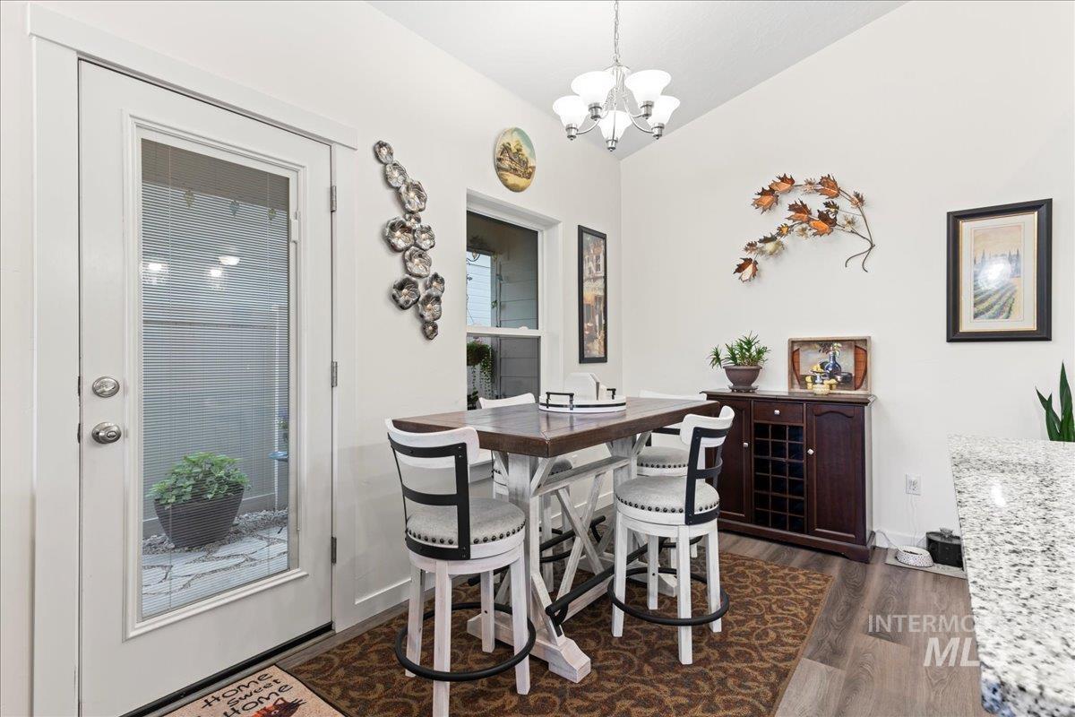 142 Dovetail Dr