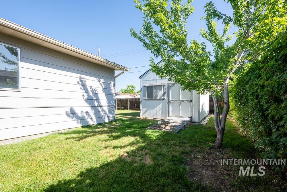 1716 E Lincoln Ave.