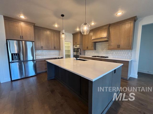 1950 N Meadow Wood Ave