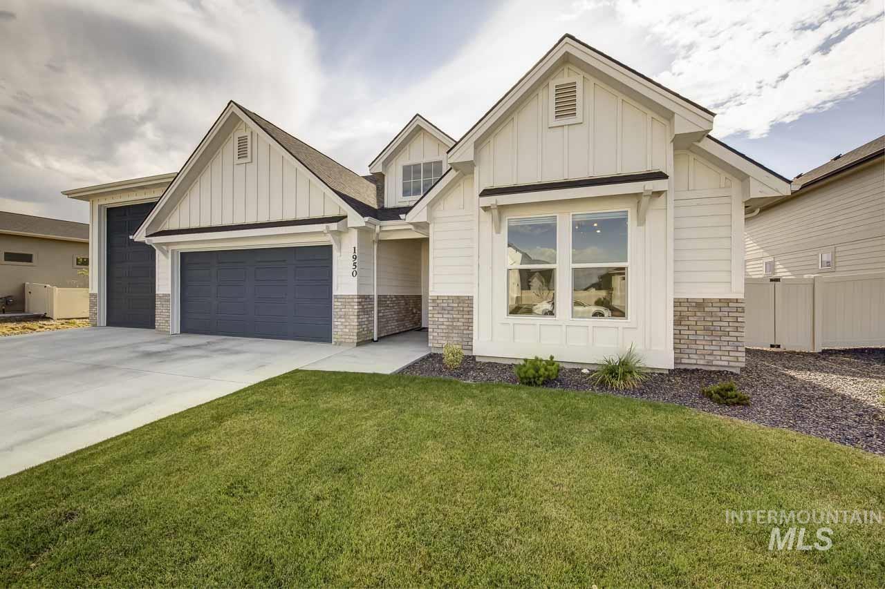 1950 N Meadow Wood Ave