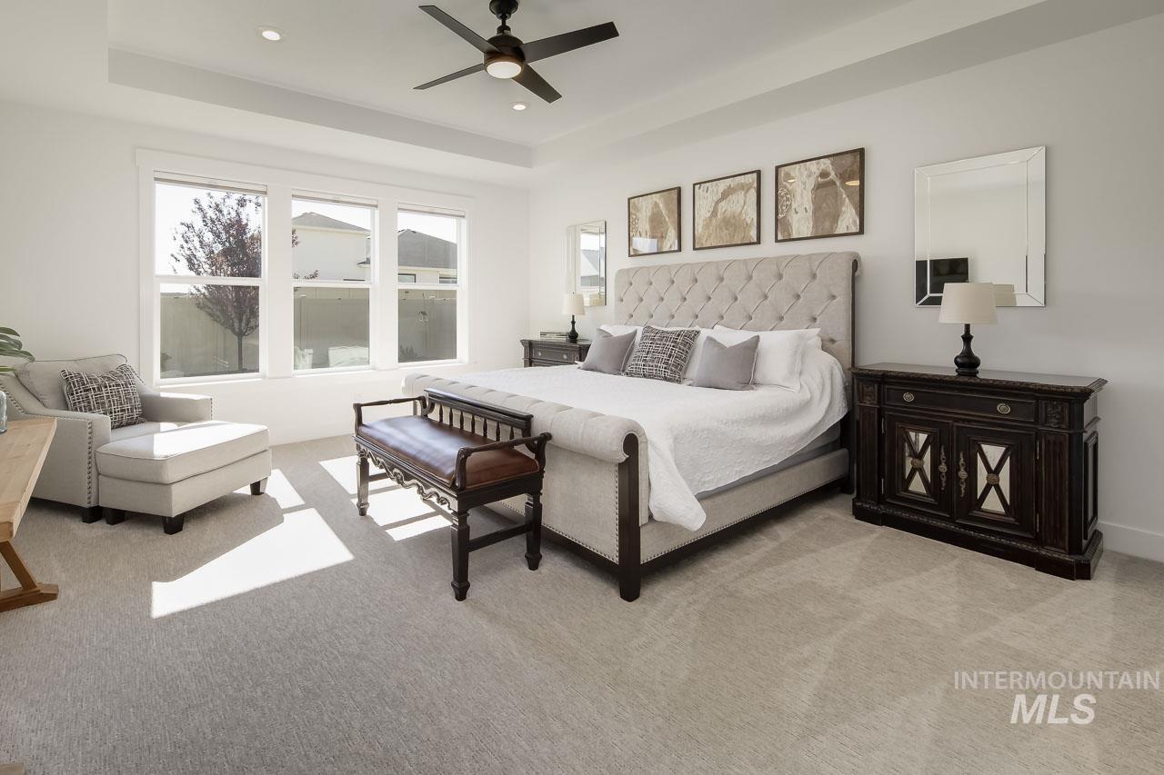 1950 N Meadow Wood Ave