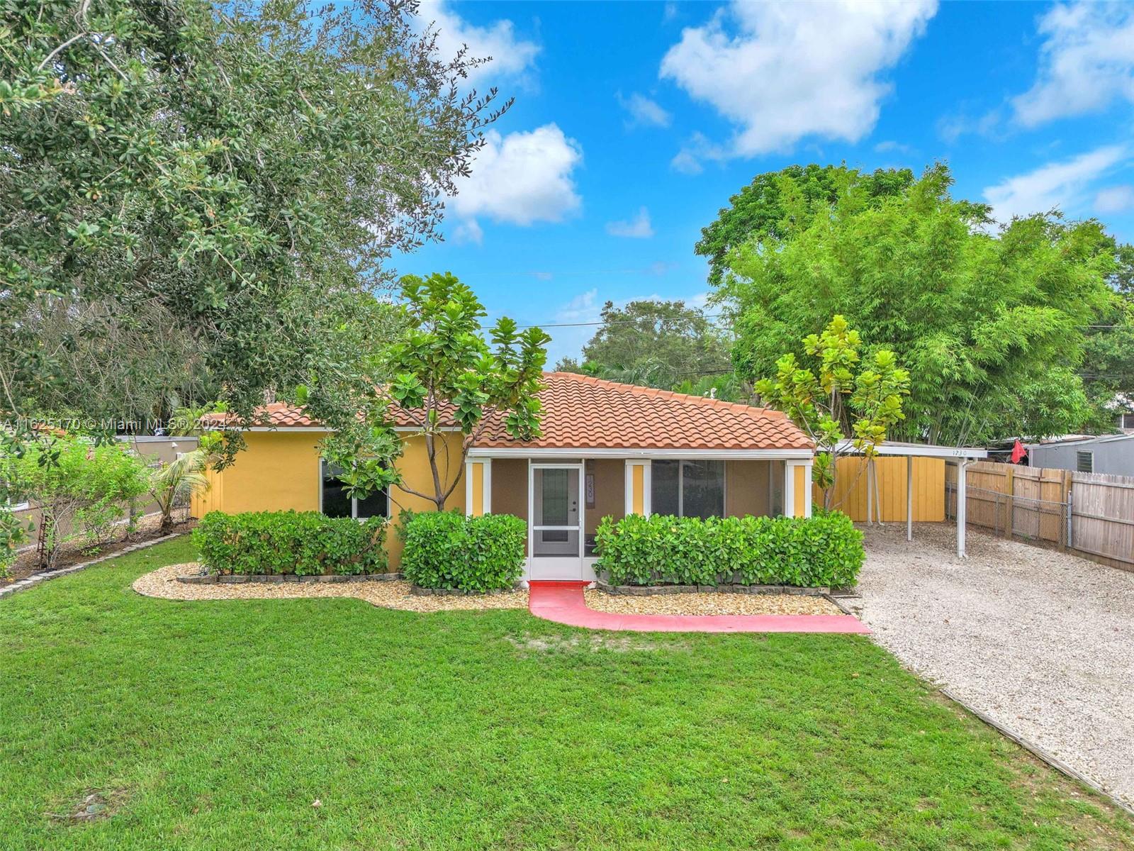 1230 SW 29th St