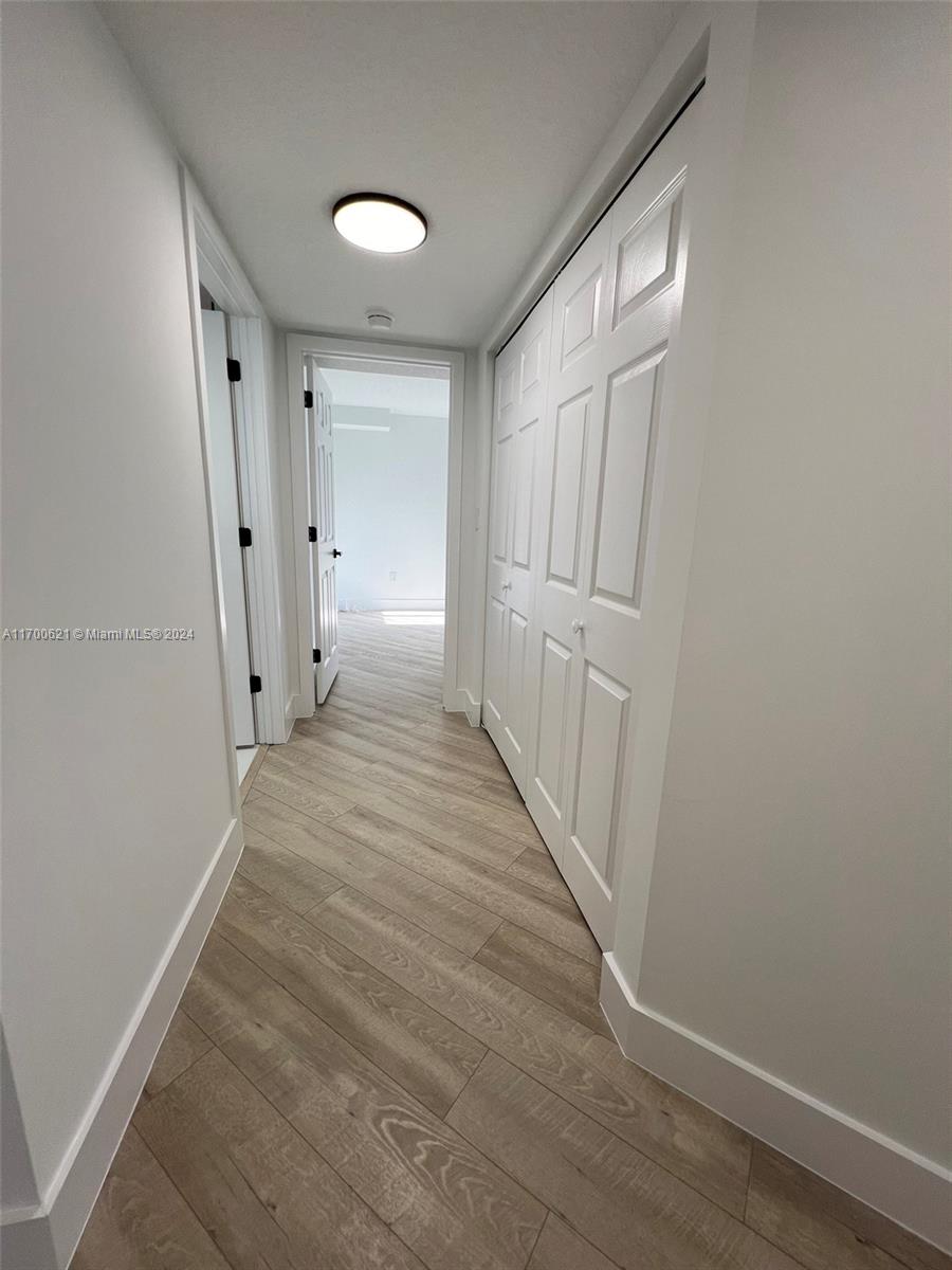 17275 Collins Ave # 302