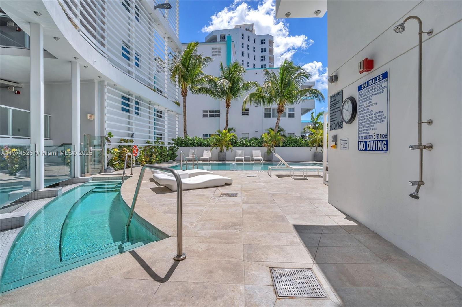 9821 E Bay Harbor Dr # 501