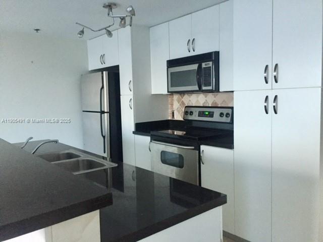 1401 SW 22nd St # 803