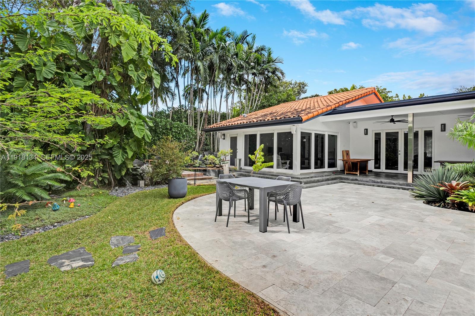 259 E Shore Dr