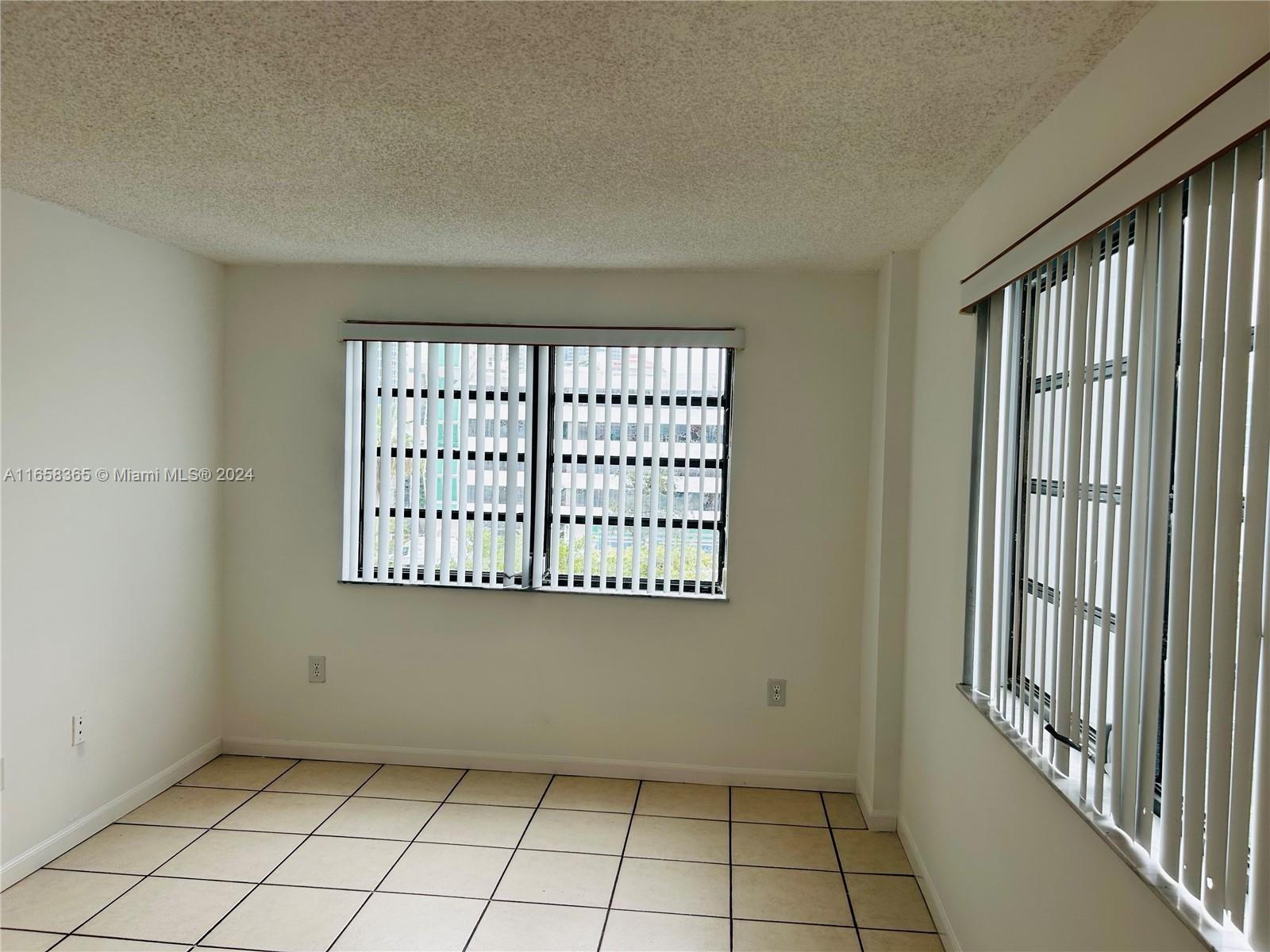 6725 Harding Ave # 407
