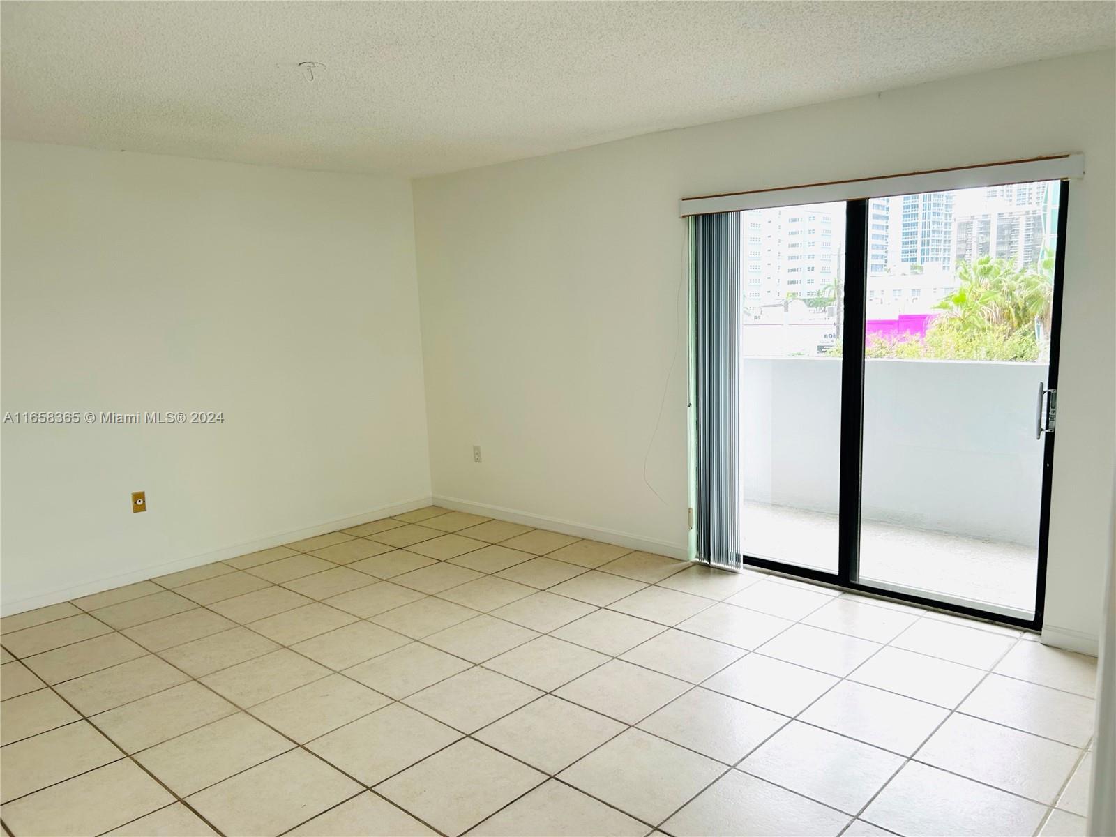 6725 Harding Ave # 407