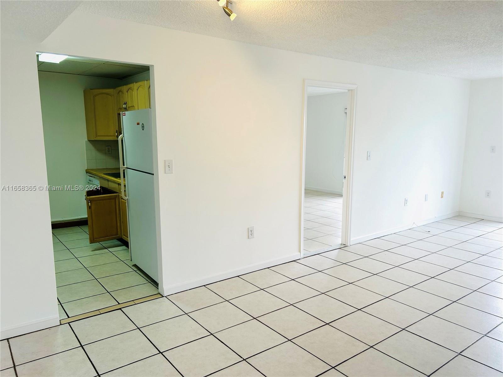 6725 Harding Ave # 407