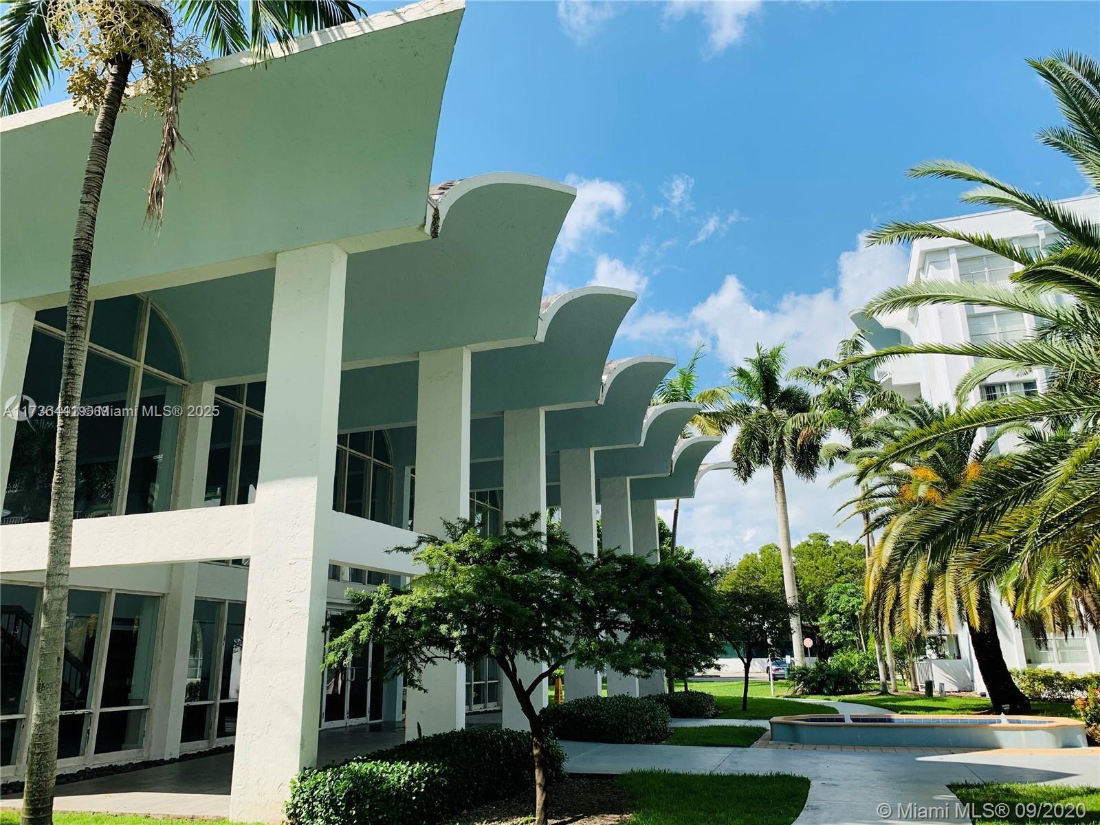 492 NW 165th St Rd # 309 Unit: C-309