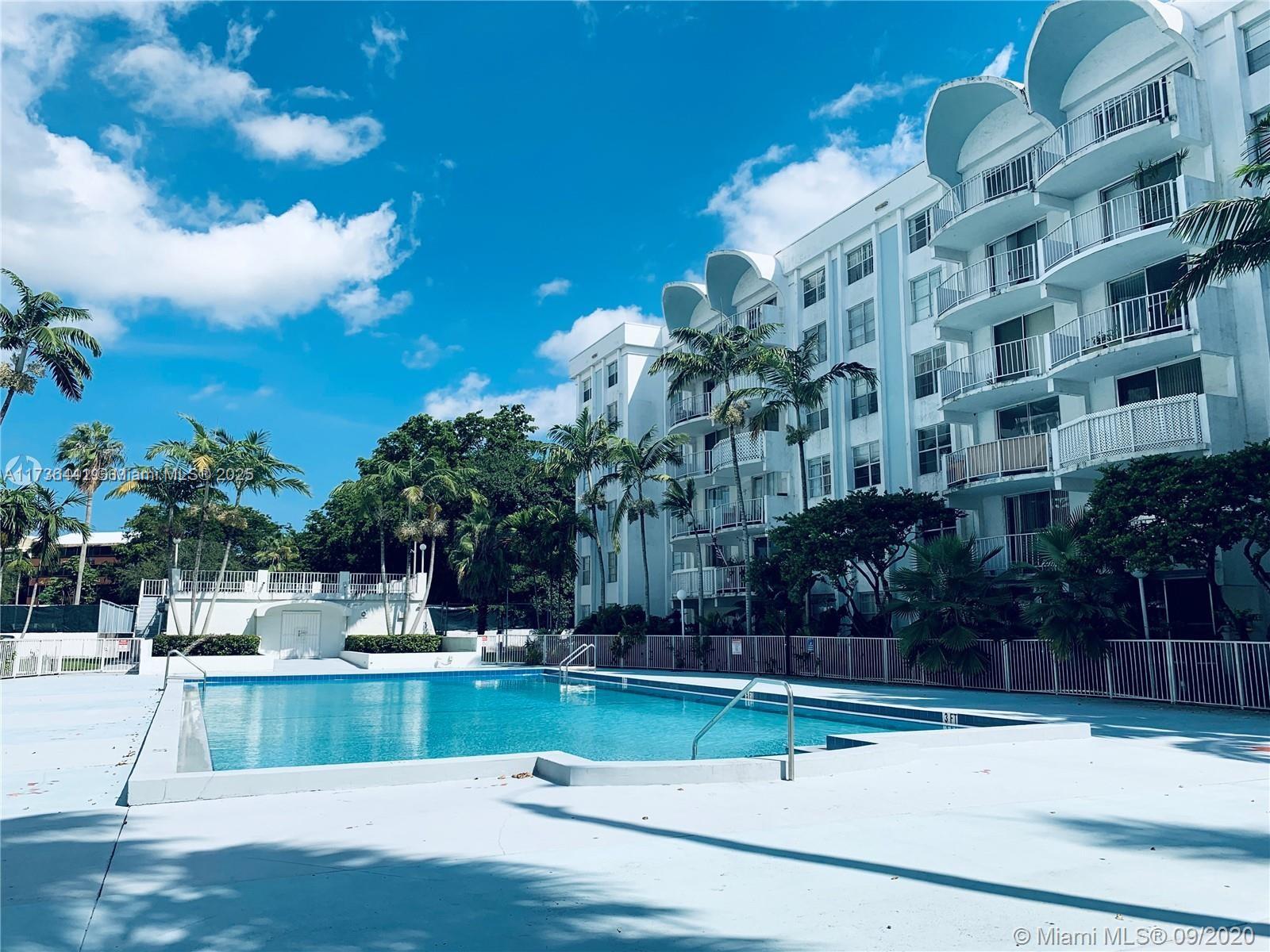 492 NW 165th St Rd # 309 Unit: C-309