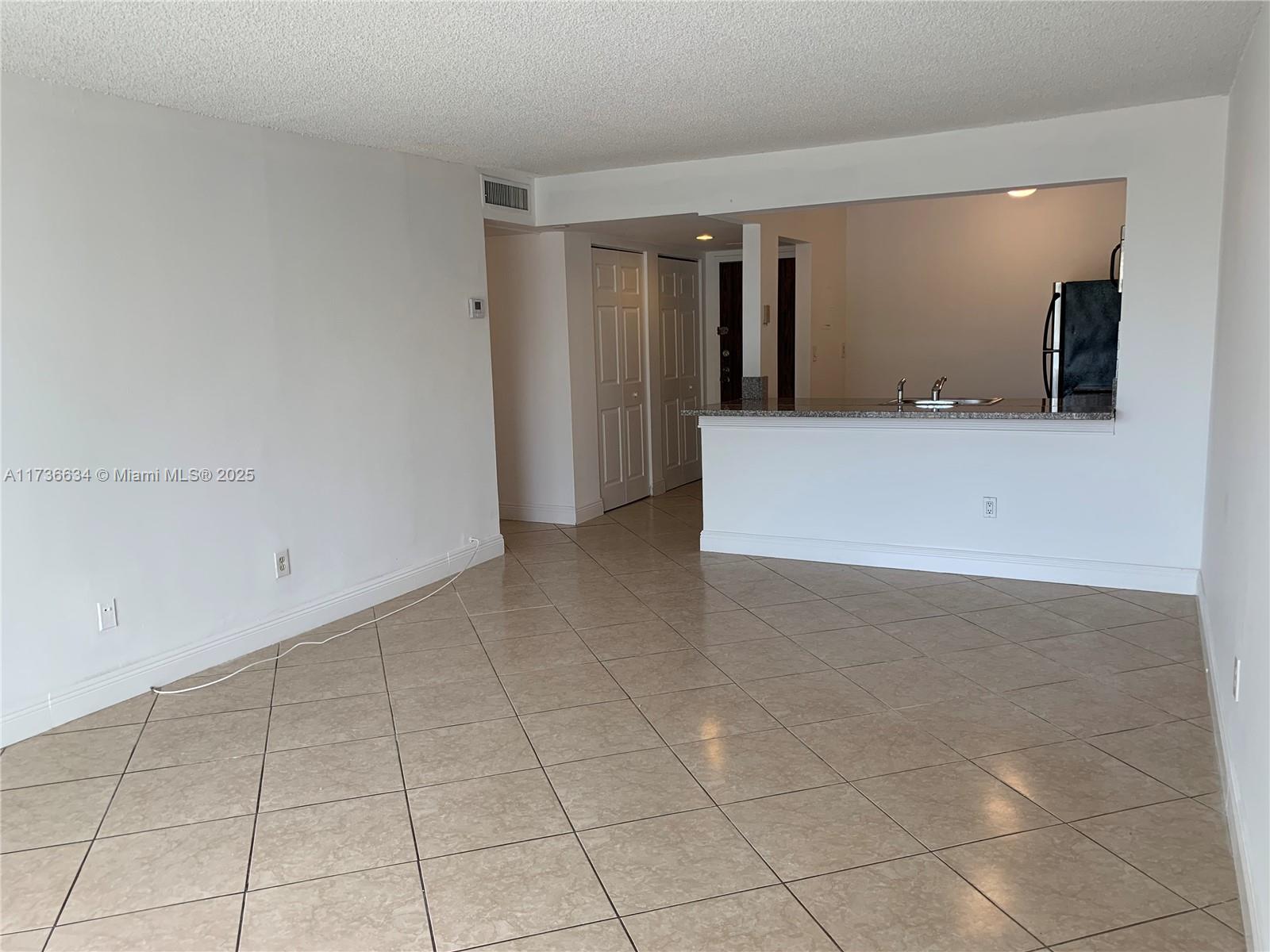 492 NW 165th St Rd # 309 Unit: C-309