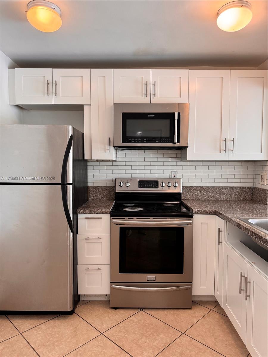 492 NW 165th St Rd # 309 Unit: C-309
