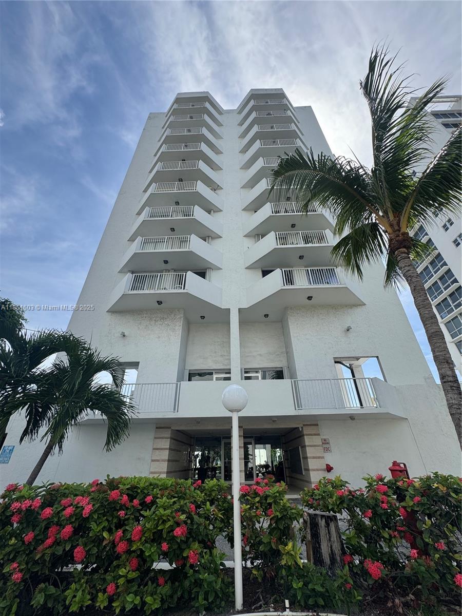 7933 E West Dr # 1025