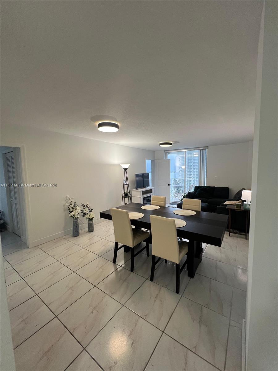 7933 E West Dr # 1025