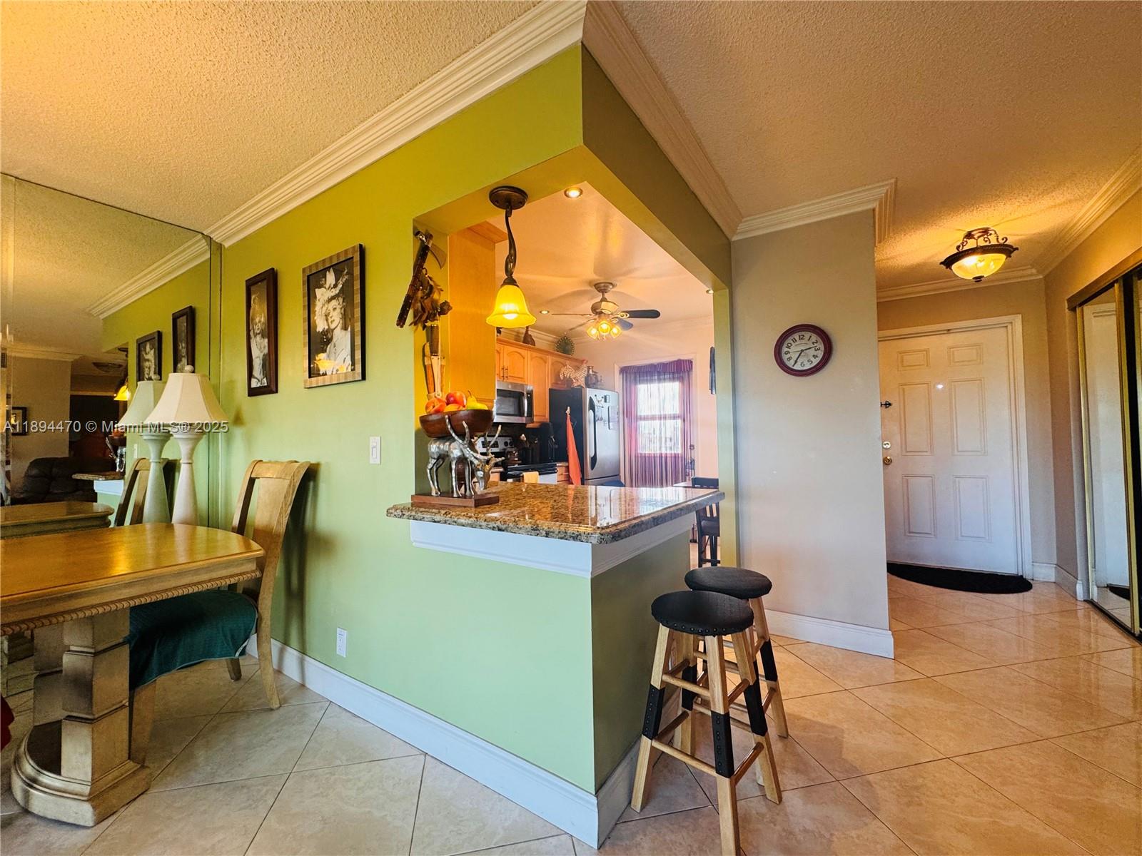 1000 NE 14th Ave # 703