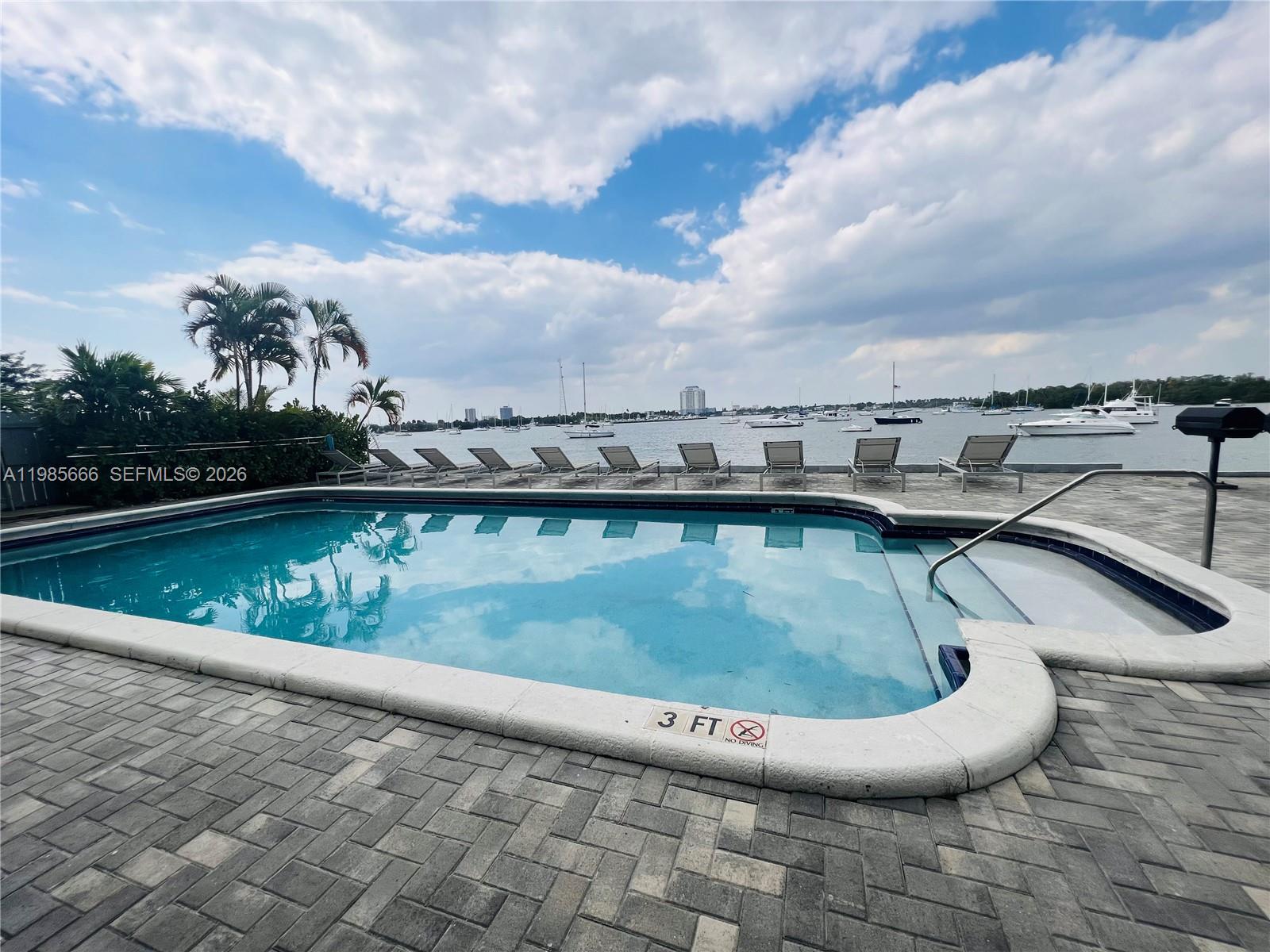 7928 E West Dr # 404