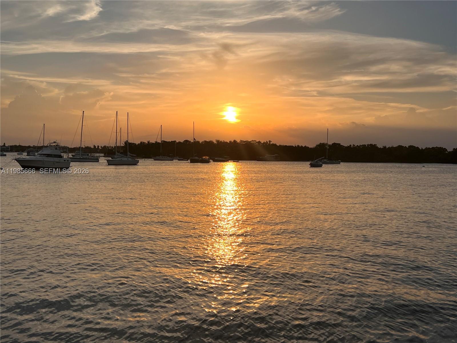 7928 E West Dr # 404