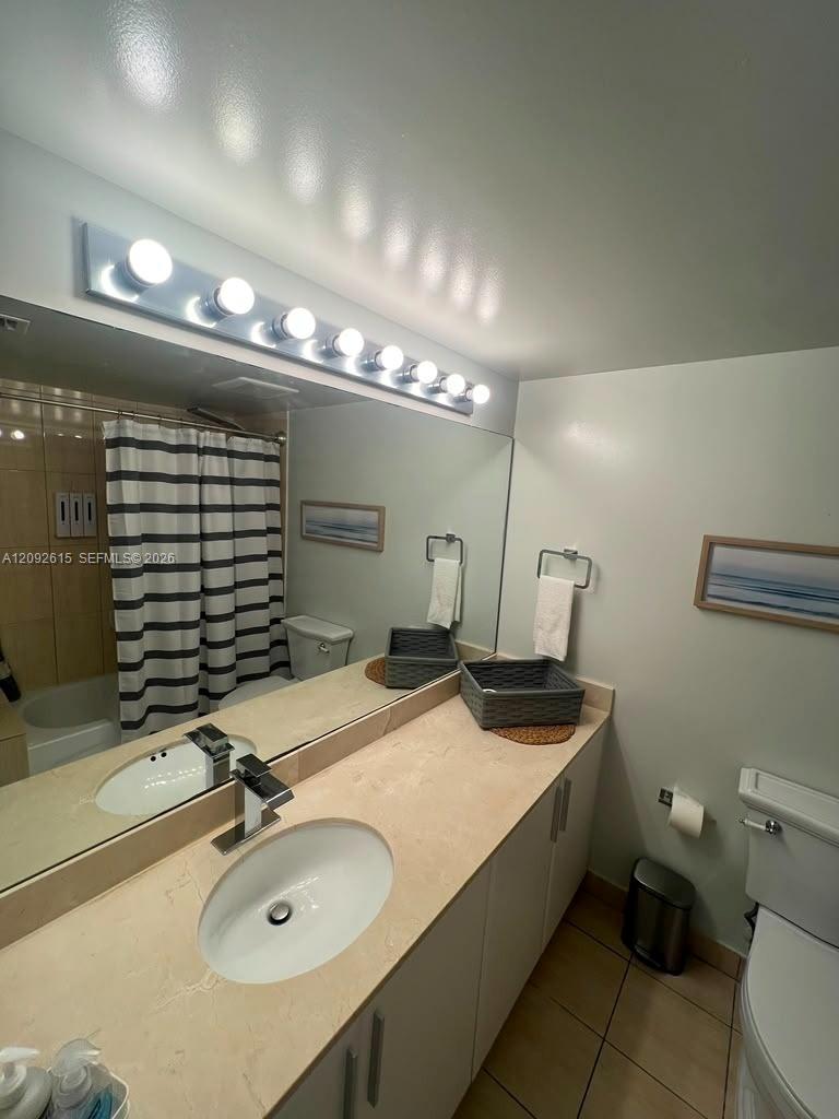 1750 N Bayshore Dr # 4608