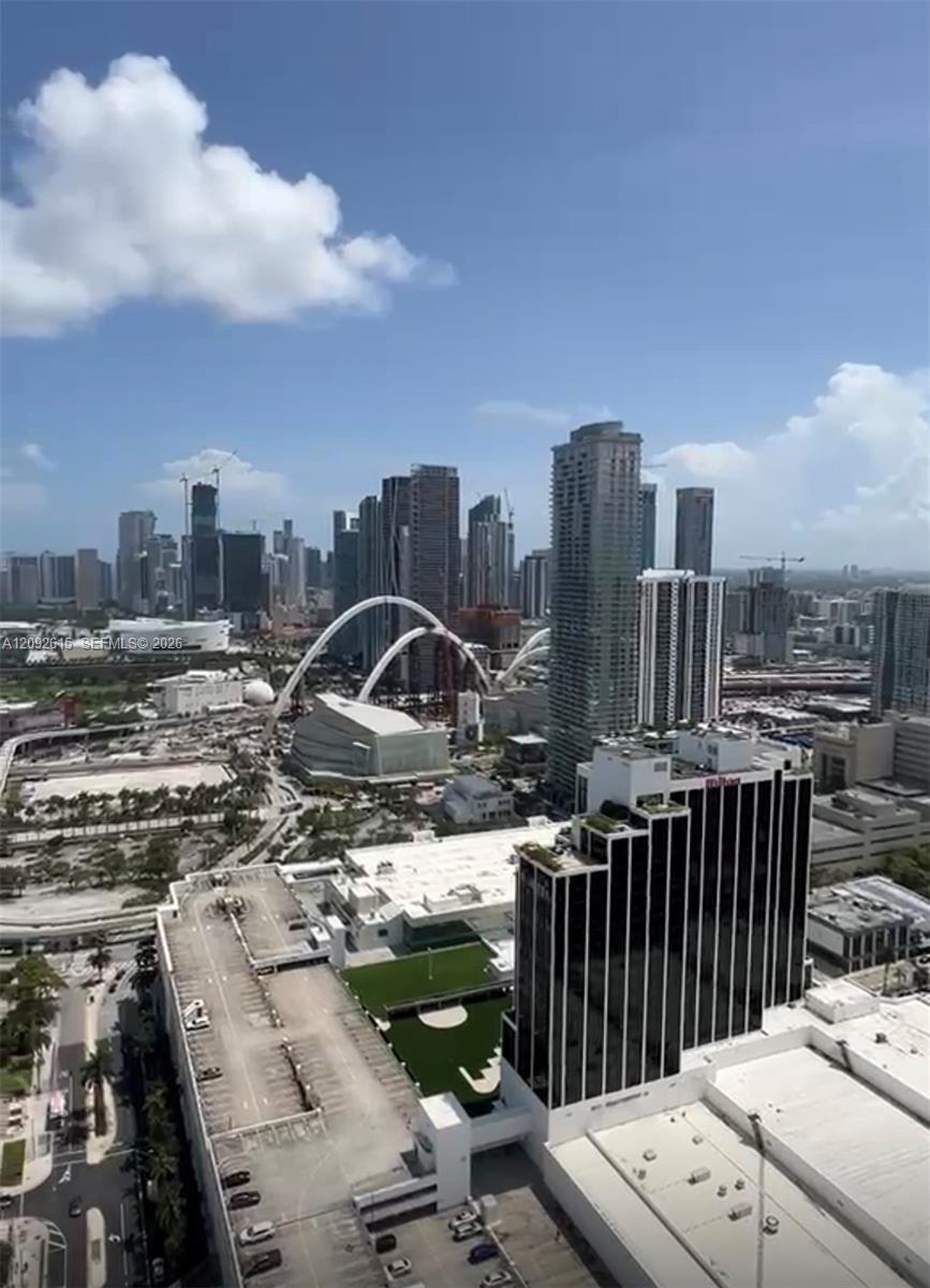 1750 N Bayshore Dr # 4608