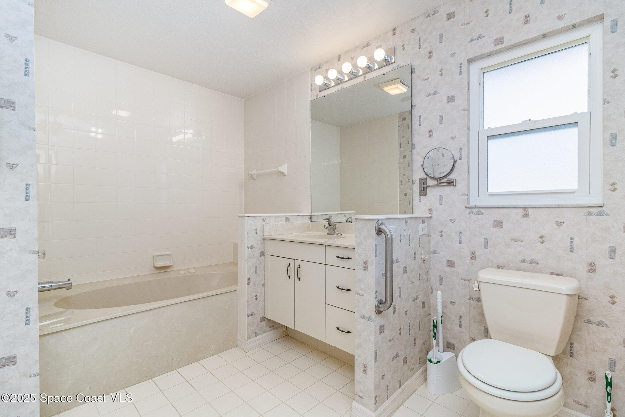 1523 Tippicanoe Court