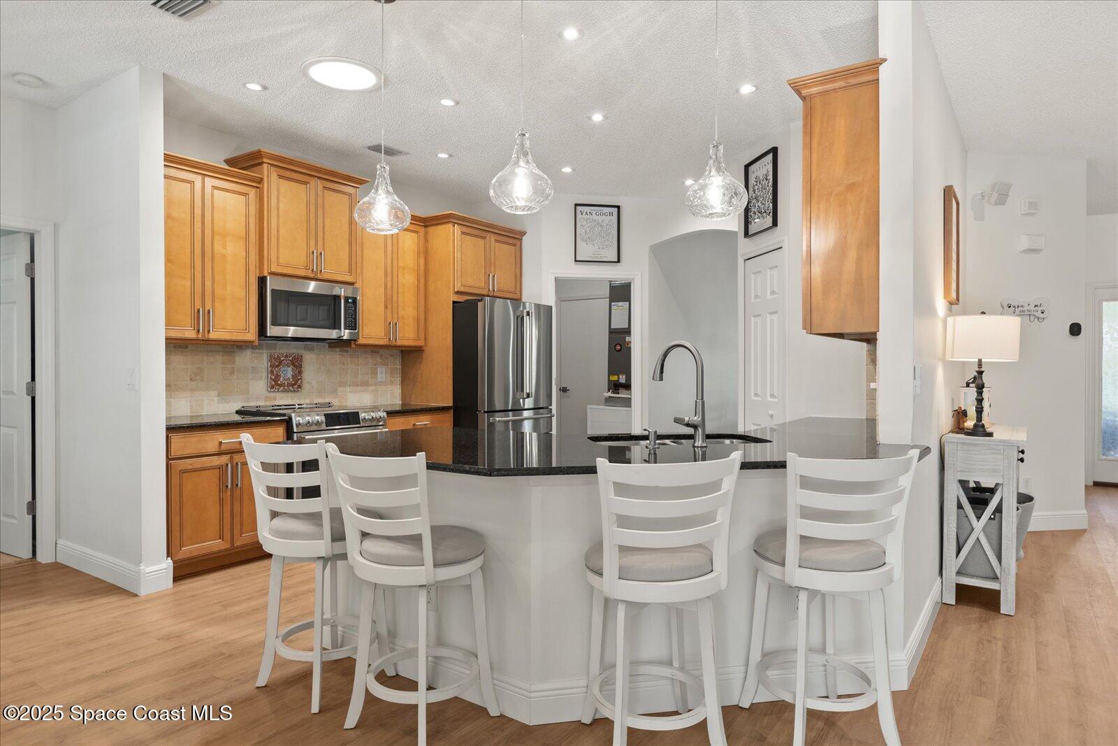 5685 Curtis Boulevard