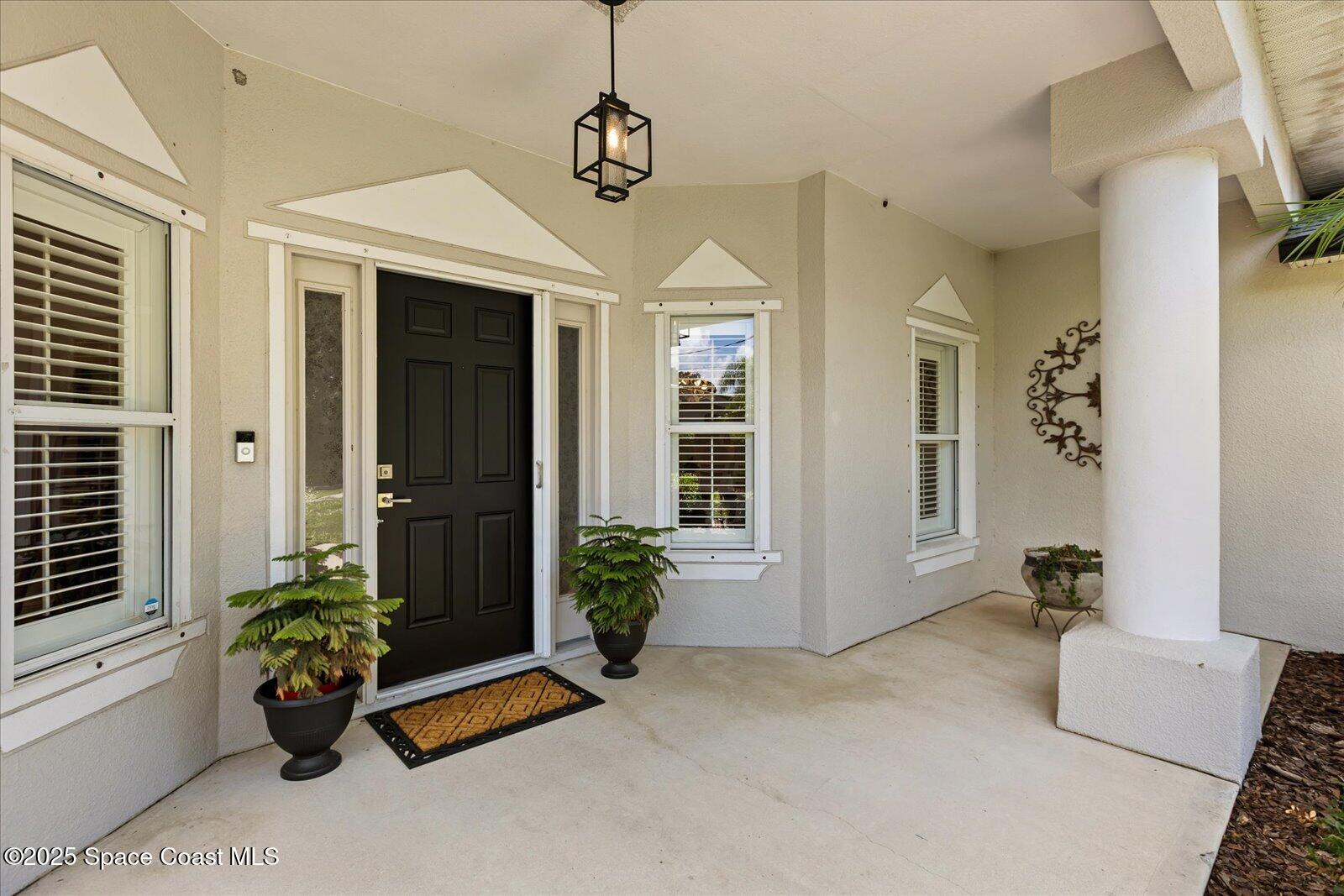 5685 Curtis Boulevard