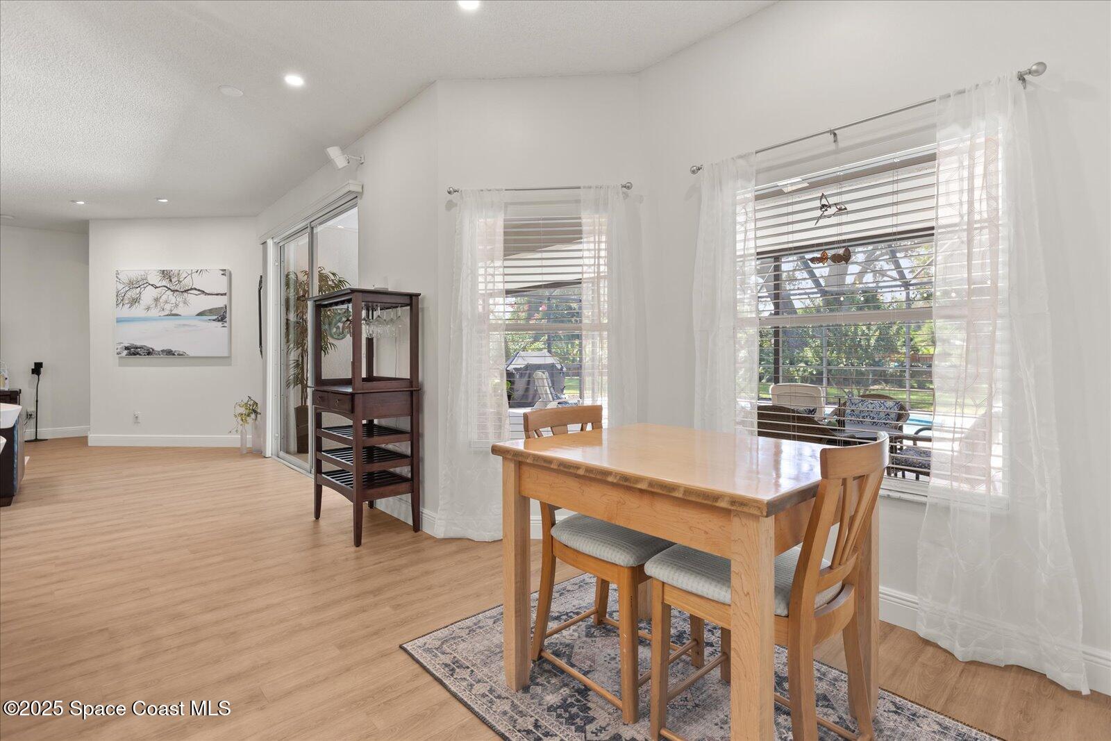 5685 Curtis Boulevard