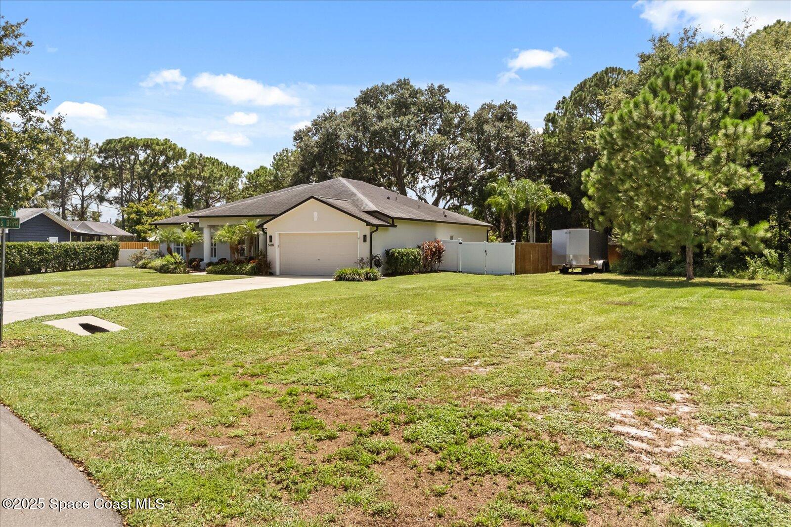 5685 Curtis Boulevard