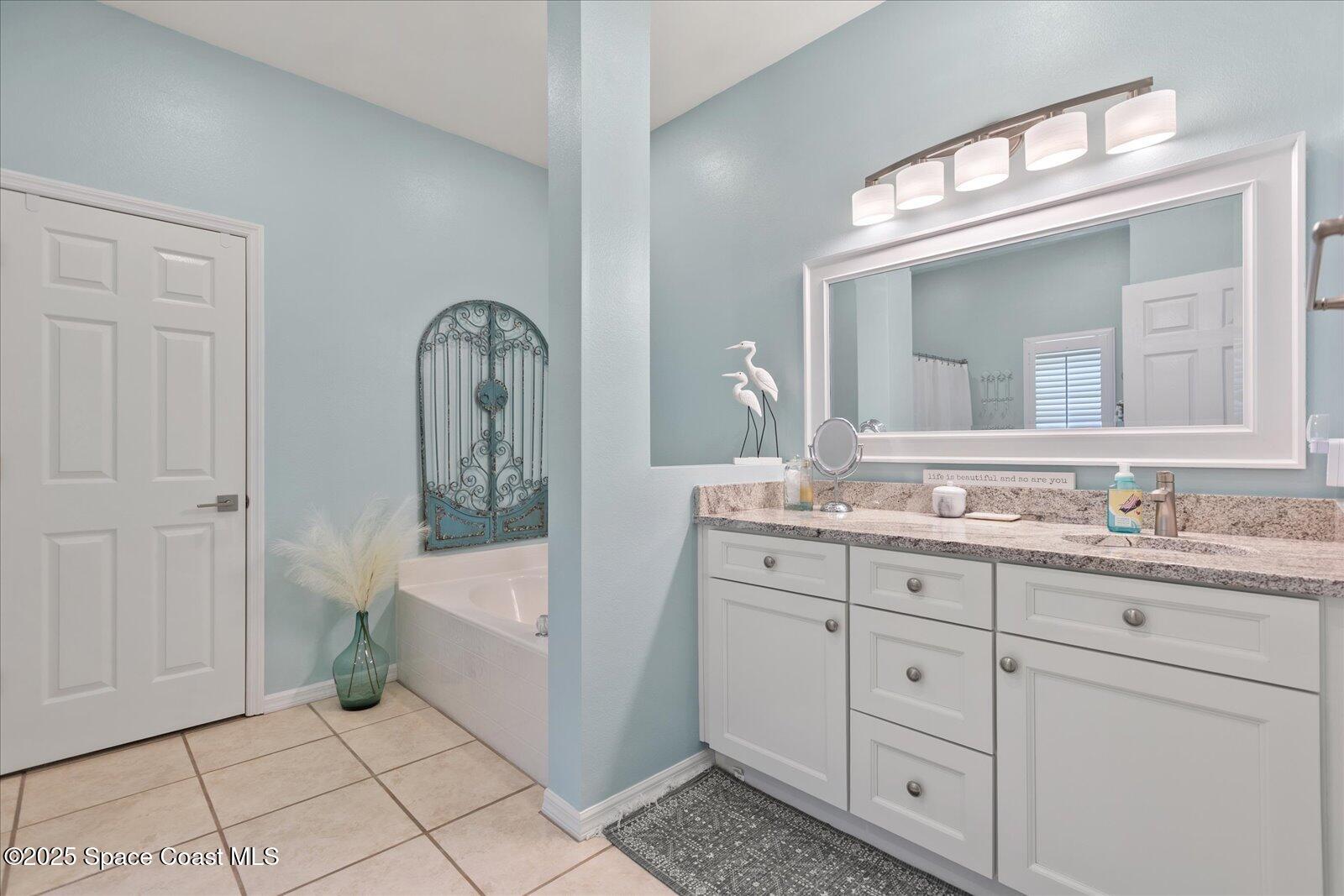 5685 Curtis Boulevard