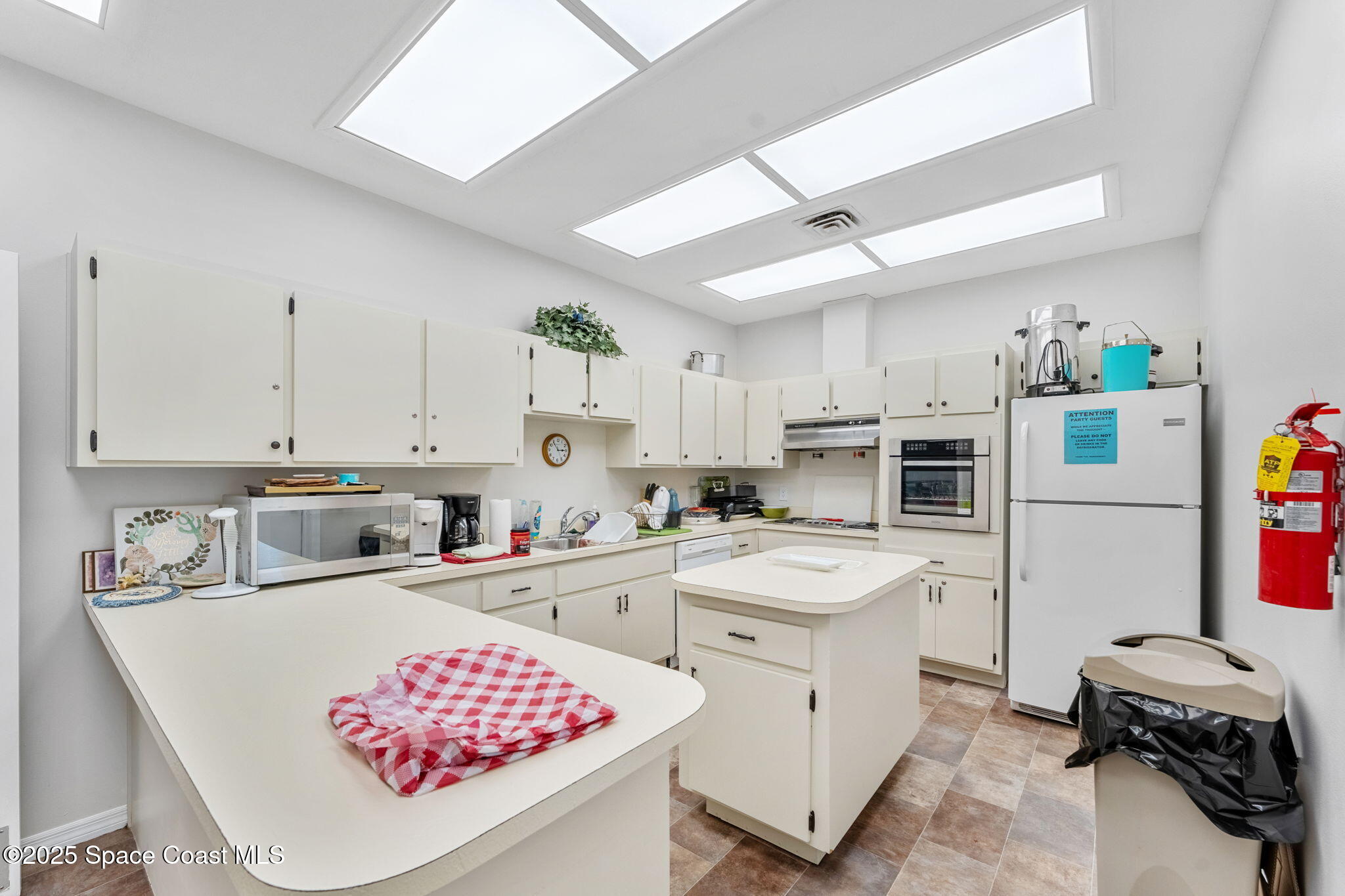9017 Scarsdale Court, 28g