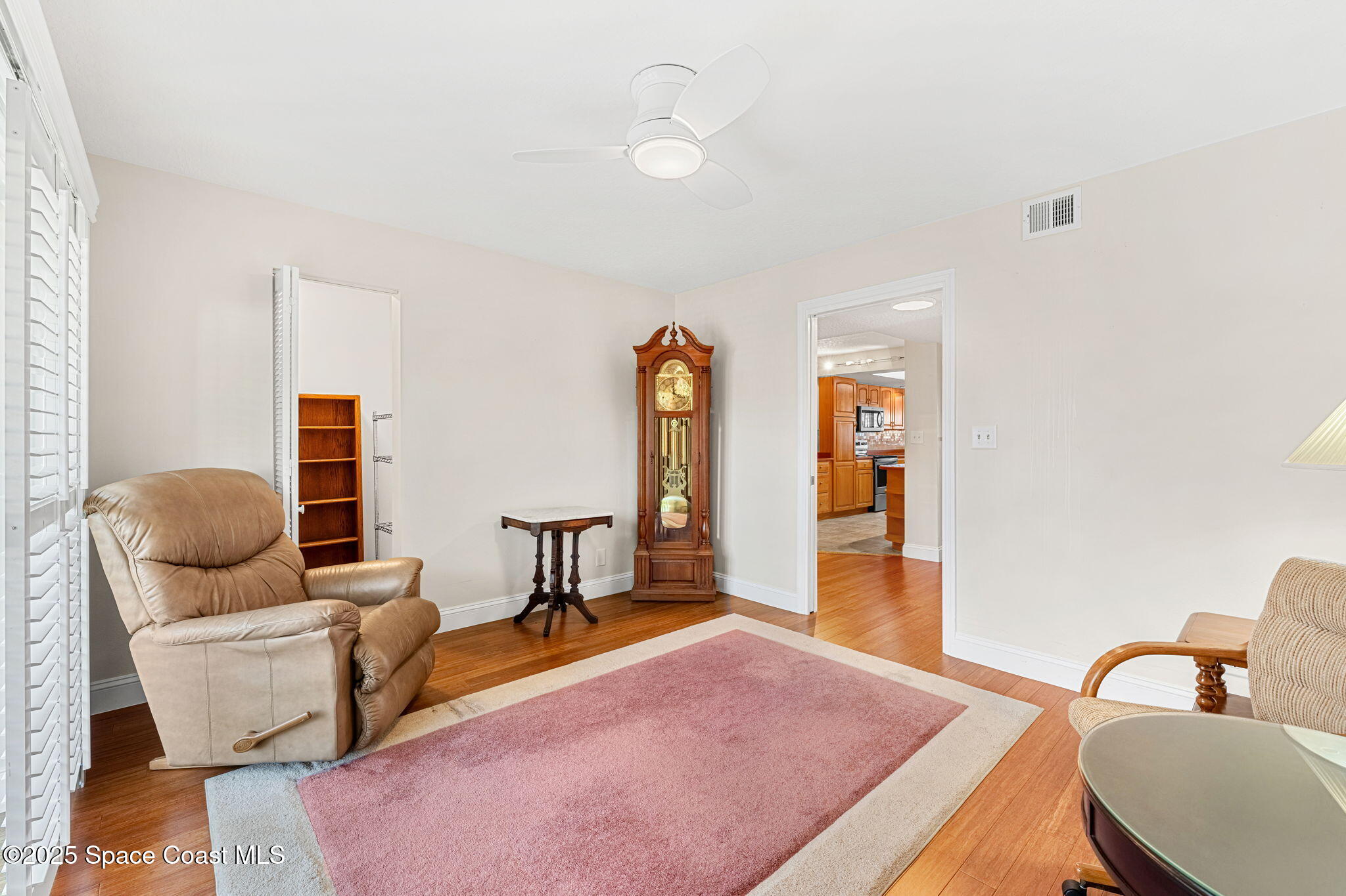 3220 River Villa Way, 115