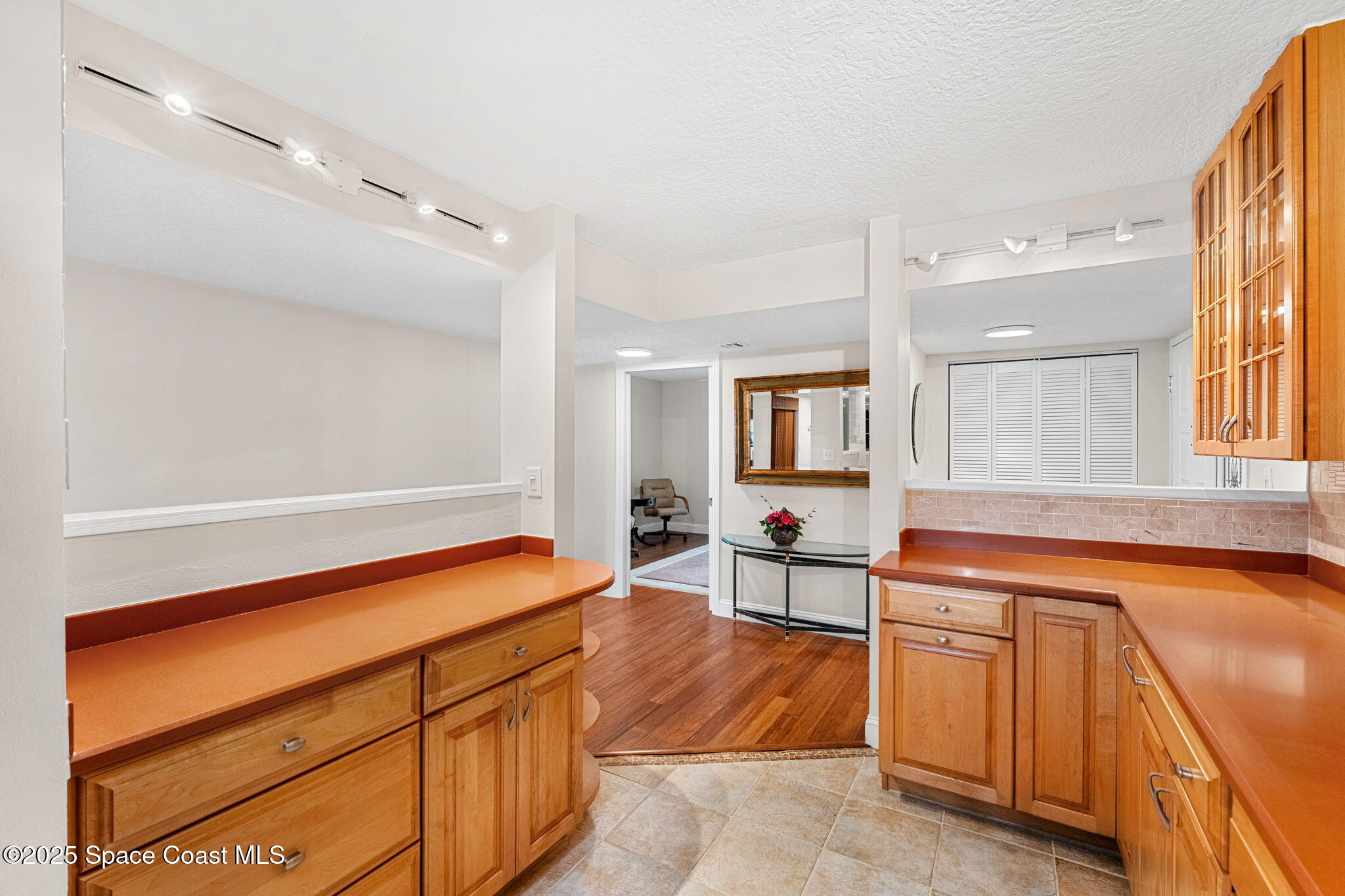 3220 River Villa Way, 115