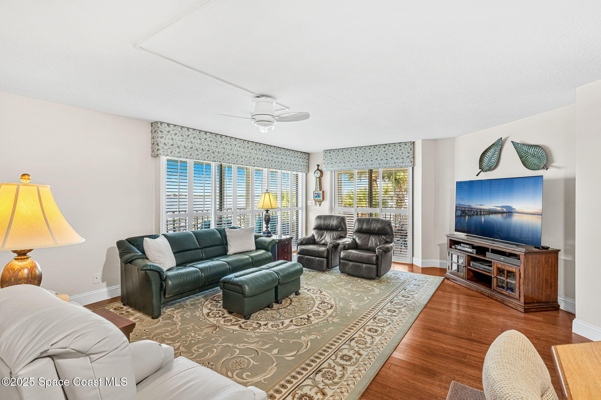 3220 River Villa Way, 115
