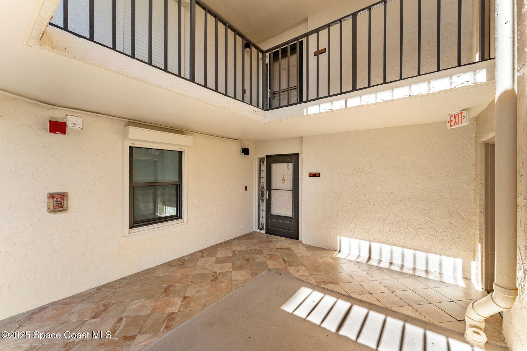 3220 River Villa Way, 115