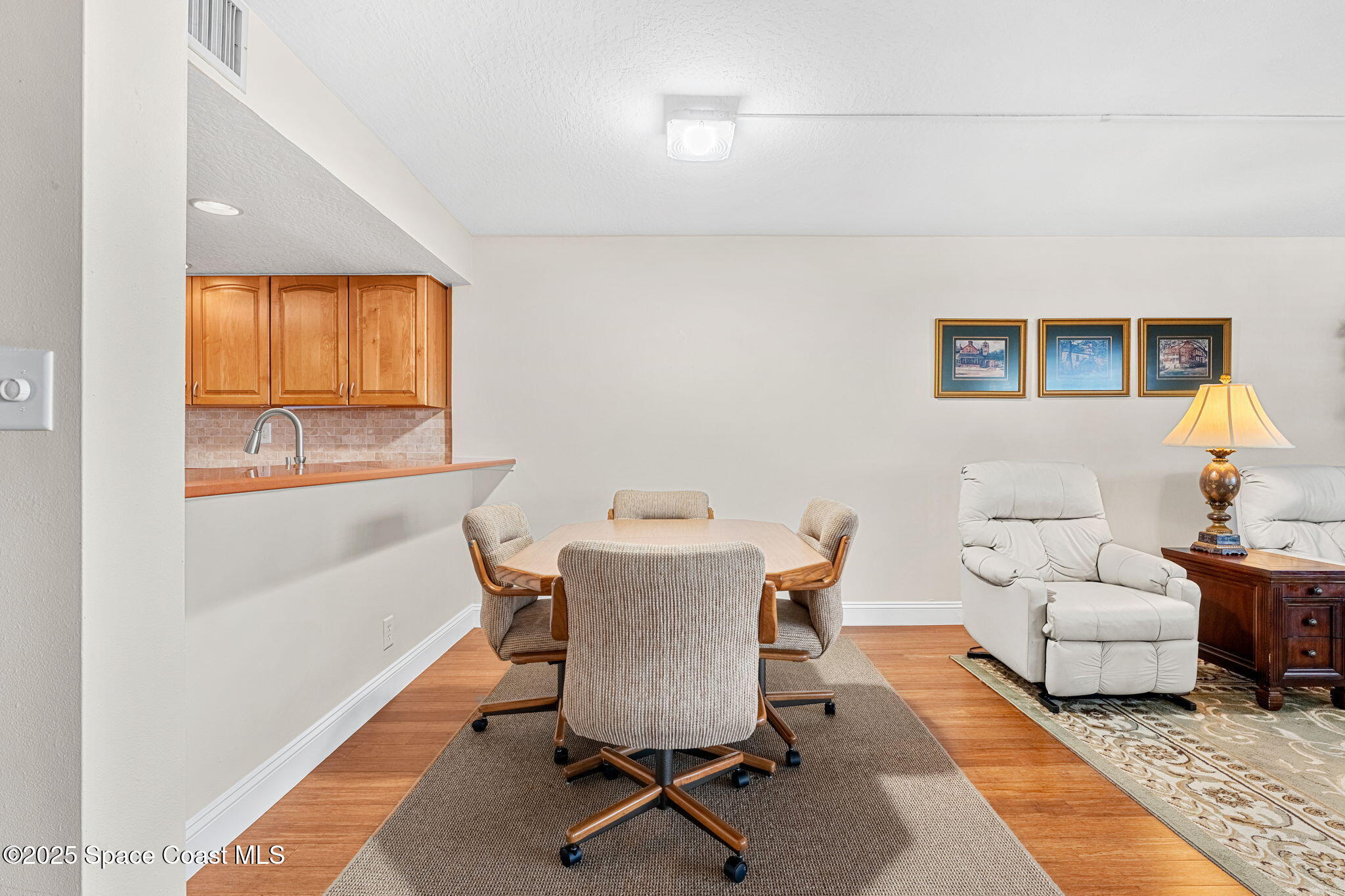 3220 River Villa Way, 115