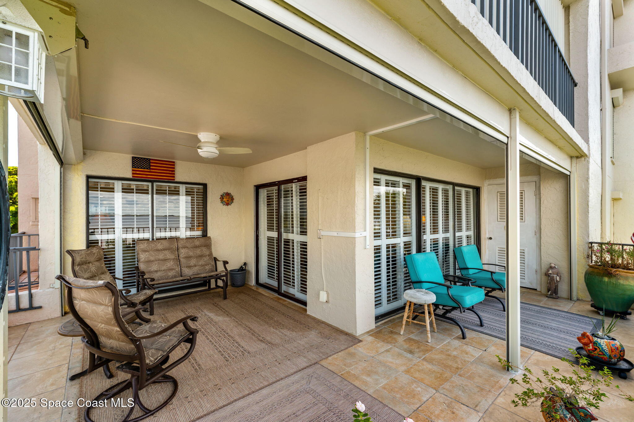 3220 River Villa Way, 115