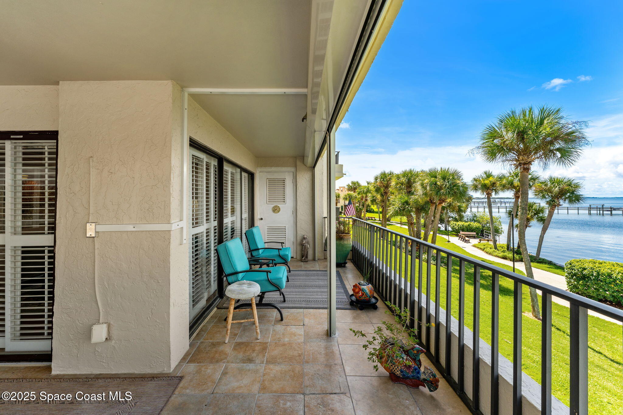 3220 River Villa Way, 115
